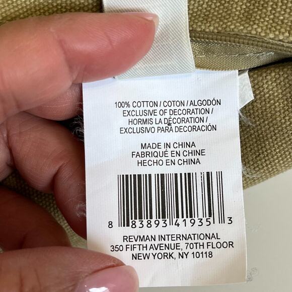 ED Ellen Degeneres Dachshund Dog Accent Throw Pillow 20X20 Tan Embroidered Zip - Picture 8 of 12